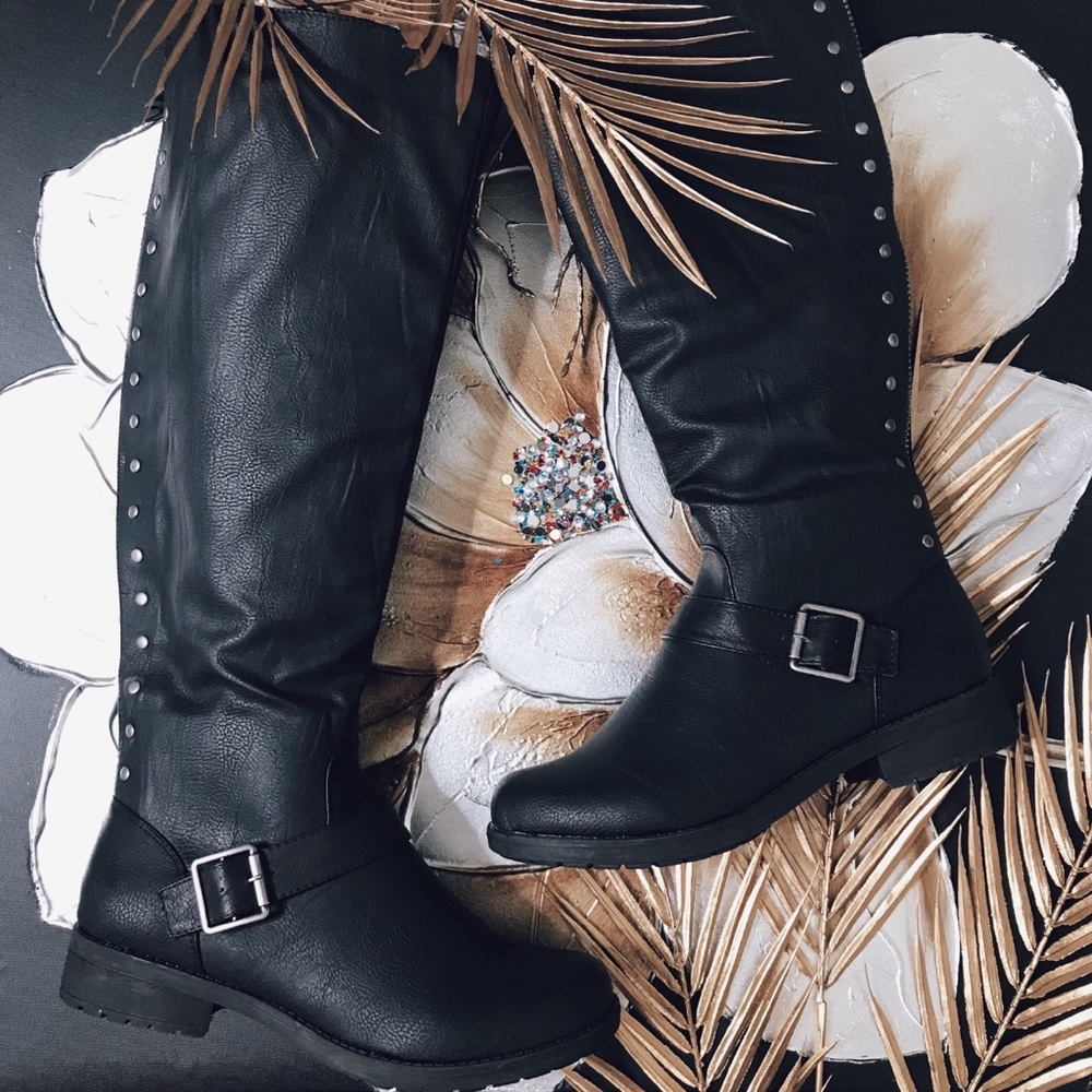 🔥🔥🔥 $10 🔥🔥🔥The IT Boot this season!